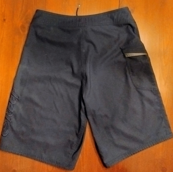 REEF board shorts, Size 30, Navy Blue - Picture 2 of 7